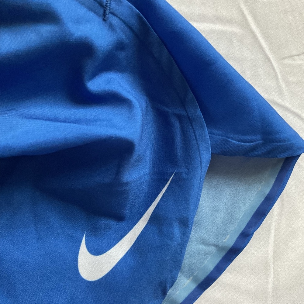 Nike Running Shorts - Picture 3 of 5